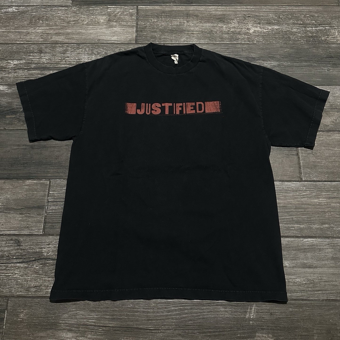 2011 JUSTIFIED TV FX PROMO SONY BLACK RED T-SHIRT TEE SZ XL WESTERN COWBOYS COP Yesterday's Fits Clothing Fashion Vintage Streetwear Fashion Item