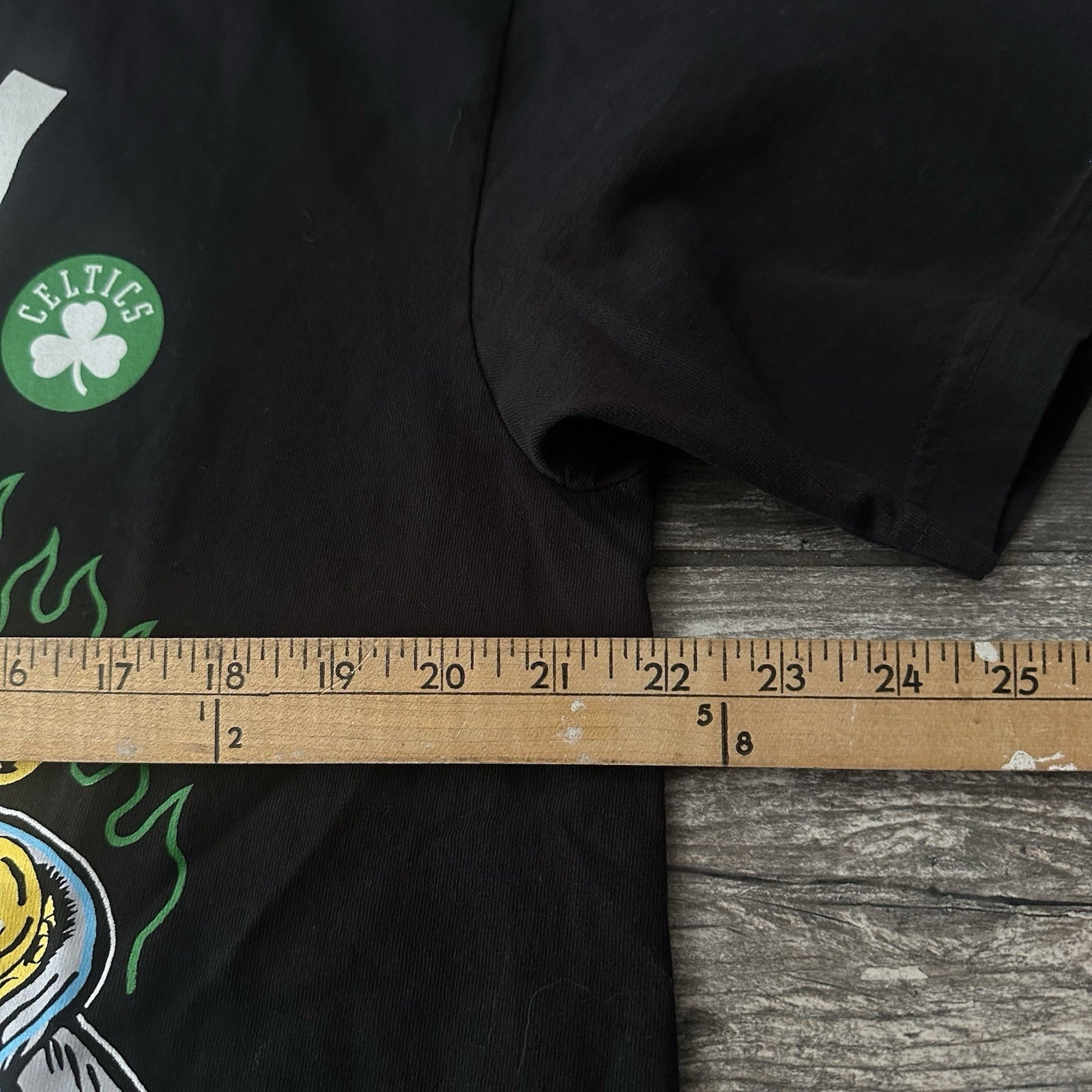 WARREN LOTAS NBA BOSTON CELTICS 17x CHAMPIONS BLACK T-SHIRT SZ L SKELETON SKULL Yesterday's Fits Clothing Fashion Vintage Streetwear Fashion Item