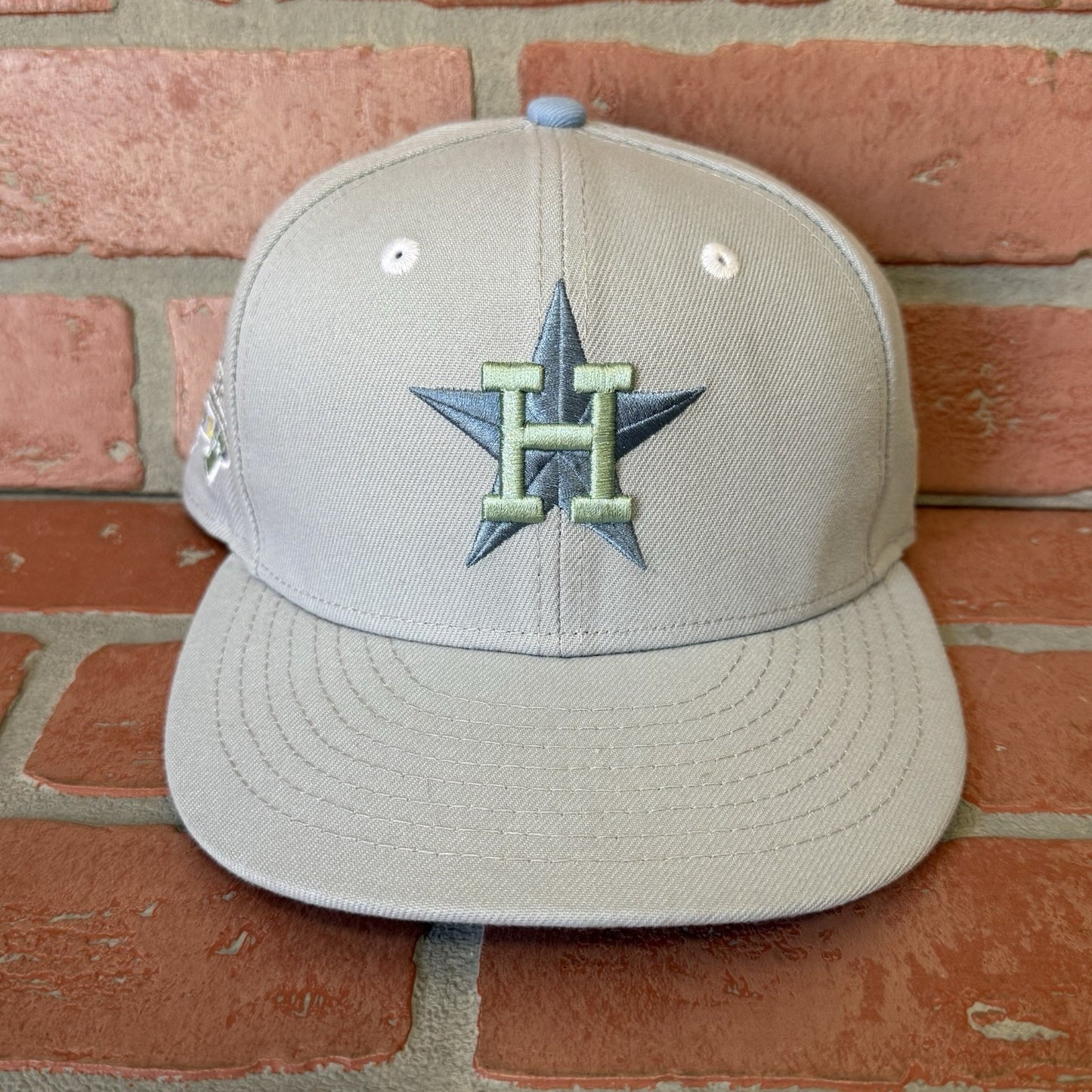 NEW ERA HOUSTON ASTROS FEATURE FITTED OPEL GREY BLUE BASEBALL HAT SZ 7 PATCH CAP Yesterday's Fits Clothing Fashion Vintage Streetwear Fashion Item