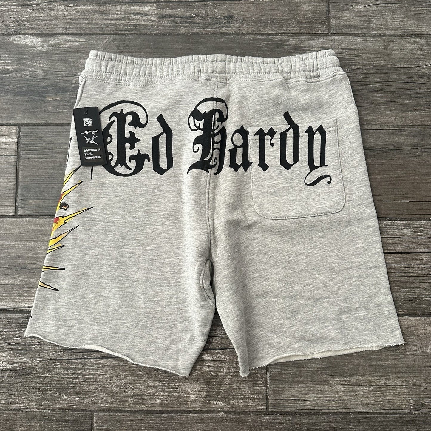 NWT DON ED HARDY GREY SWEAT SHORTS NEW SZ M SKULL FIRE Y2K STYLE POCKETS Yesterday's Fits Clothing Fashion Vintage Streetwear Fashion Item