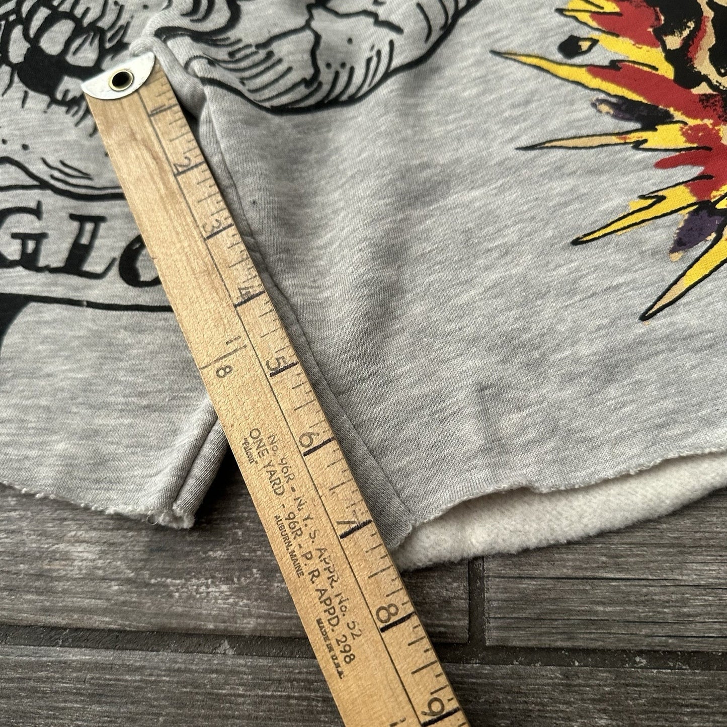 NWT DON ED HARDY GREY SWEAT SHORTS NEW SZ M SKULL FIRE Y2K STYLE POCKETS Yesterday's Fits Clothing Fashion Vintage Streetwear Fashion Item