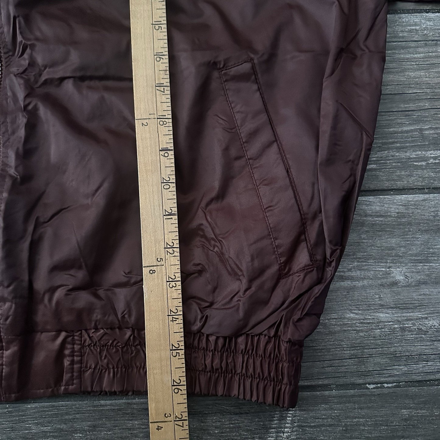 VTG CLEVELAND BROWNS WINDBREAKER WARM UP FOOTBALL NFL JACKET SZ L GAME DAY Yesterday's Fits Clothing Fashion Vintage Streetwear Fashion Item