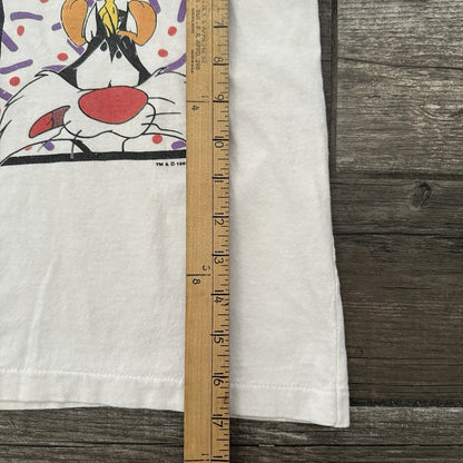 VTG 1993 LOONEY TUNES TWEETY BIRD SYLVESTER CAT WHITE T-SHIRT SIX FLAGS S 6-8 Yesterday's Fits Clothing Fashion Vintage Streetwear Fashion Item