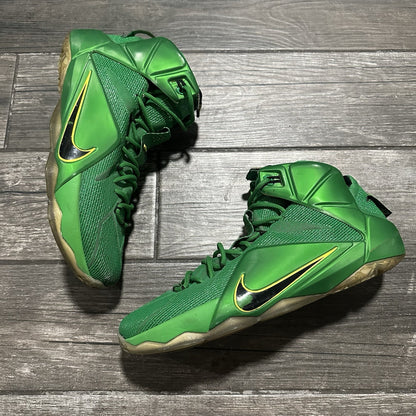 SAMPLE NIKE LEBRON 12 OREGON PE SZ 14 BASKETBALL SNEAKERS SHOES NO BOX GREEN Yesterday's Fits Clothing Fashion Vintage Streetwear Fashion Item