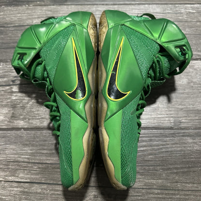 SAMPLE NIKE LEBRON 12 OREGON PE SZ 14 BASKETBALL SNEAKERS SHOES NO BOX GREEN Yesterday's Fits Clothing Fashion Vintage Streetwear Fashion Item