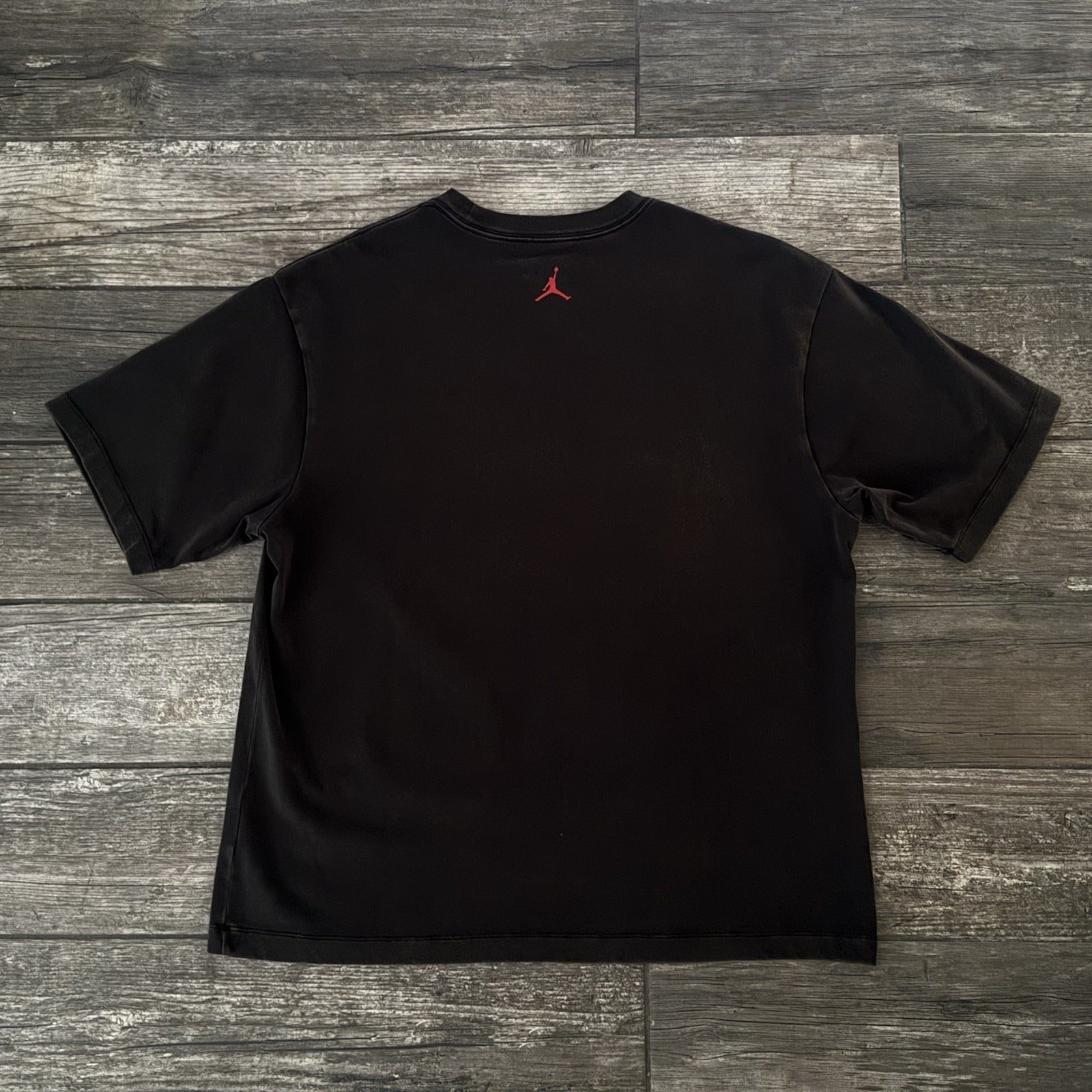 AIR JORDAN RINGS HEAVYWEIGHT 'DISTRESSED' TEE T-SHIRT SZ M OVERSIZED BASKETBALL Yesterday's Fits Clothing Fashion Vintage Streetwear Fashion Item