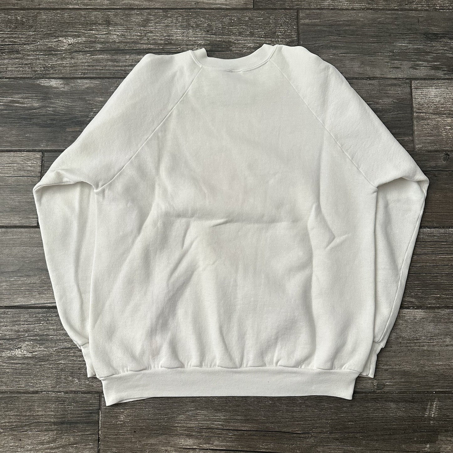 VTG 1987 NCAA FINAL FOUR BASKETBALL WHITE SWEATSHIRT FITS SZ M INDIANA UNLV Yesterday's Fits Clothing Fashion Vintage Streetwear Fashion Item