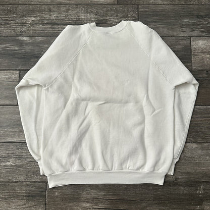 VTG 1987 NCAA FINAL FOUR BASKETBALL WHITE SWEATSHIRT FITS SZ M INDIANA UNLV Yesterday's Fits Clothing Fashion Vintage Streetwear Fashion Item