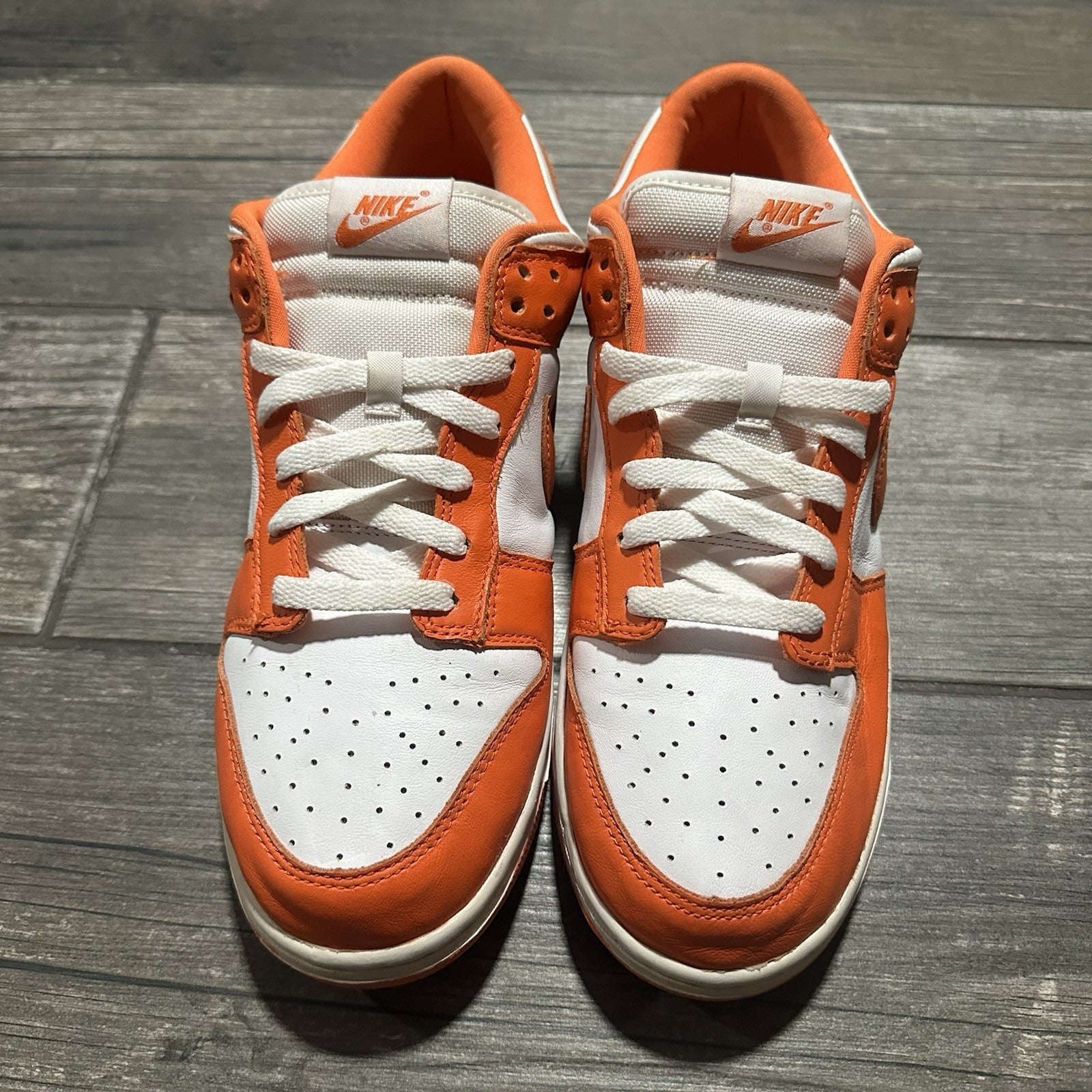 NIKE DUNK LOW SP SYRACUSE ORANGE WHITE COLLEGE CU1726 101 NO BOX SZ 10 SNEAKERS Yesterday's Fits Clothing Fashion Vintage Streetwear Fashion Item