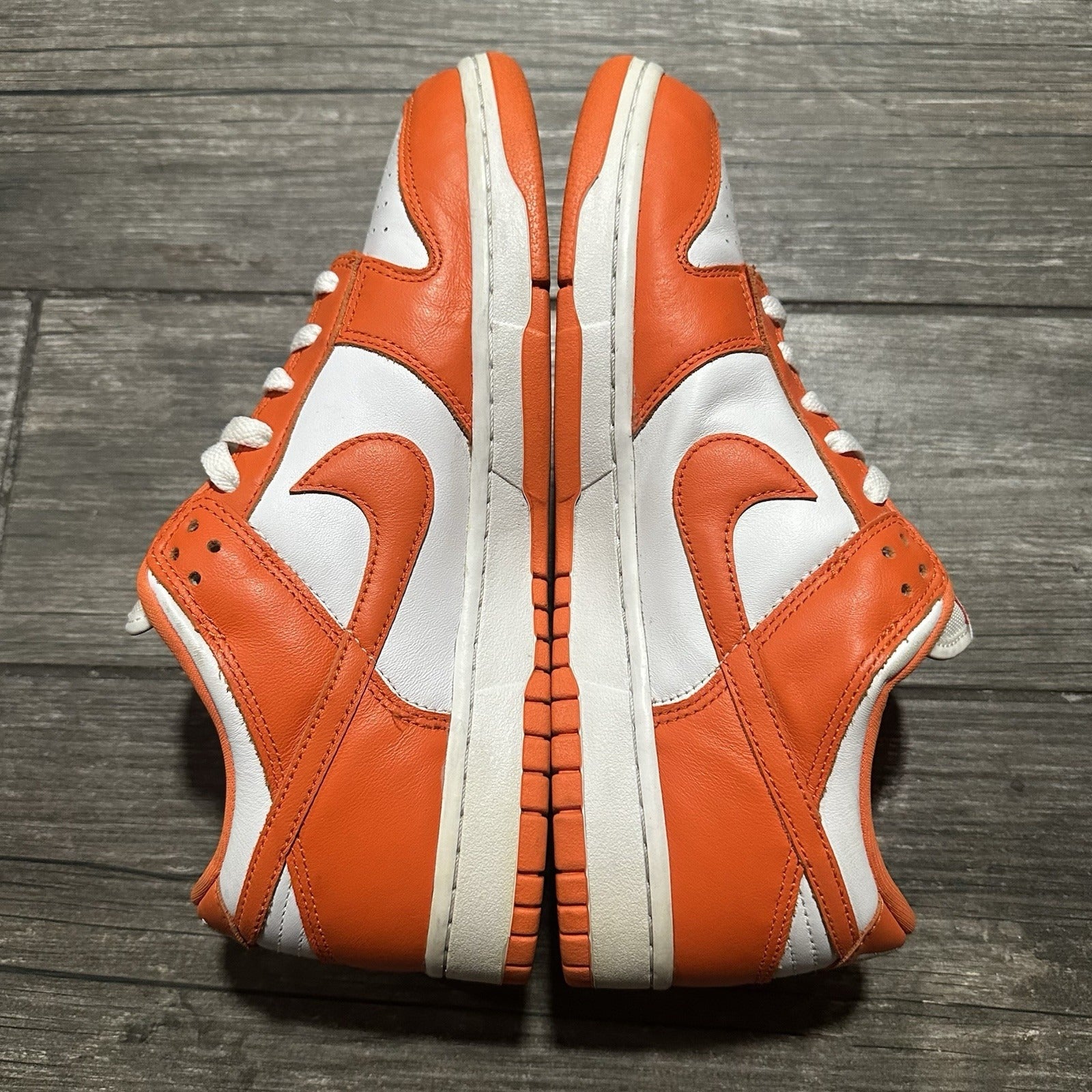 NIKE DUNK LOW SP SYRACUSE ORANGE WHITE COLLEGE CU1726 101 NO BOX SZ 10 SNEAKERS Yesterday's Fits Clothing Fashion Vintage Streetwear Fashion Item