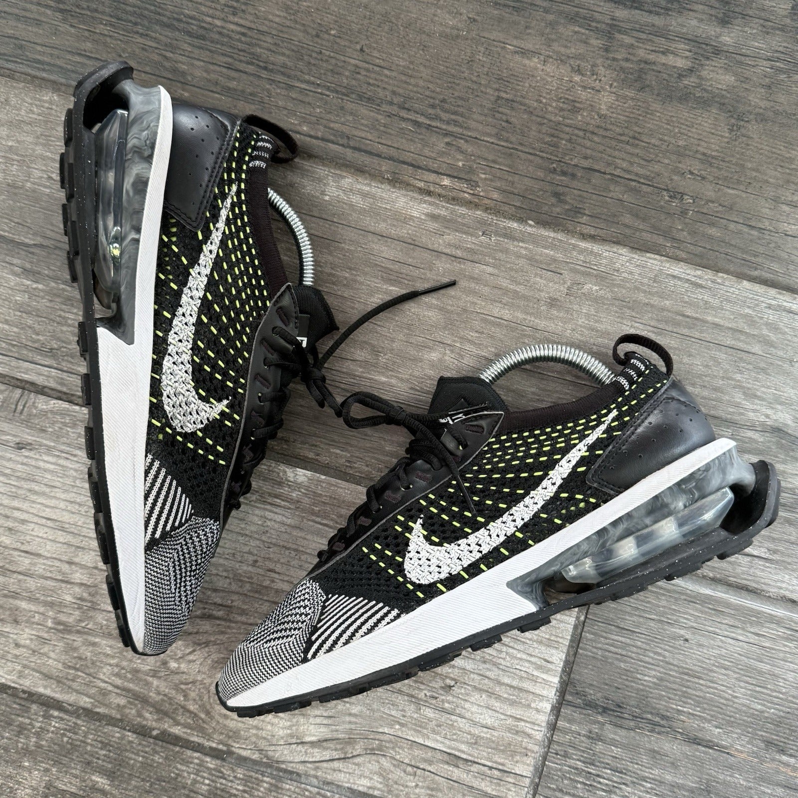 WMNS NIKE AIR MAX FLYKNIT RACER BLACK WHITE VOLT SZ 7.5 DM9073-002 SNEAKERS Yesterday's Fits Clothing Fashion Vintage Streetwear Fashion Item