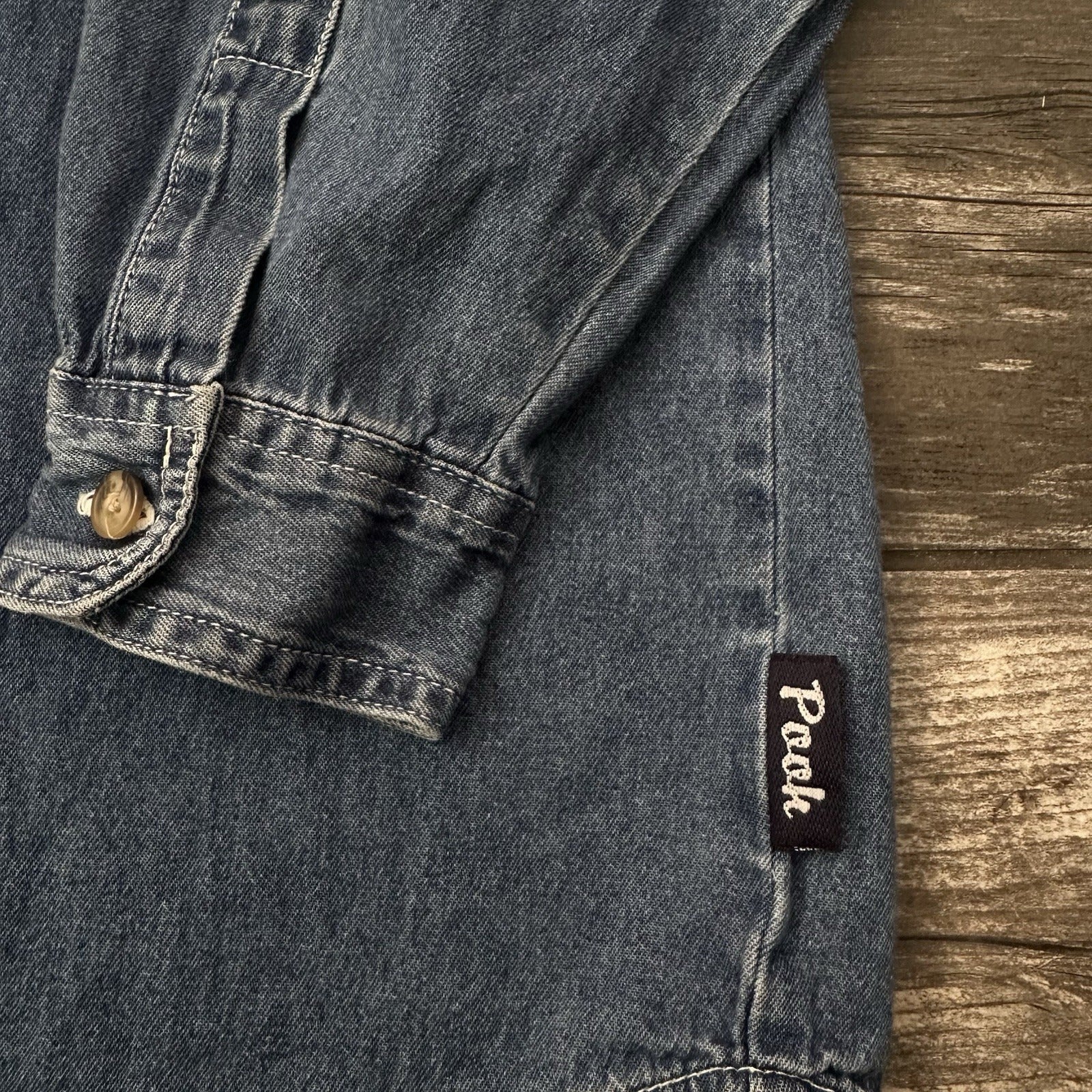 VTG DISNEY WINNIE THE POOH BLUE DENIM JEAN SHIRT BUTTON UP EMBROIDERED WOMEN XL Yesterday's Fits Clothing Fashion Vintage Streetwear Fashion Item