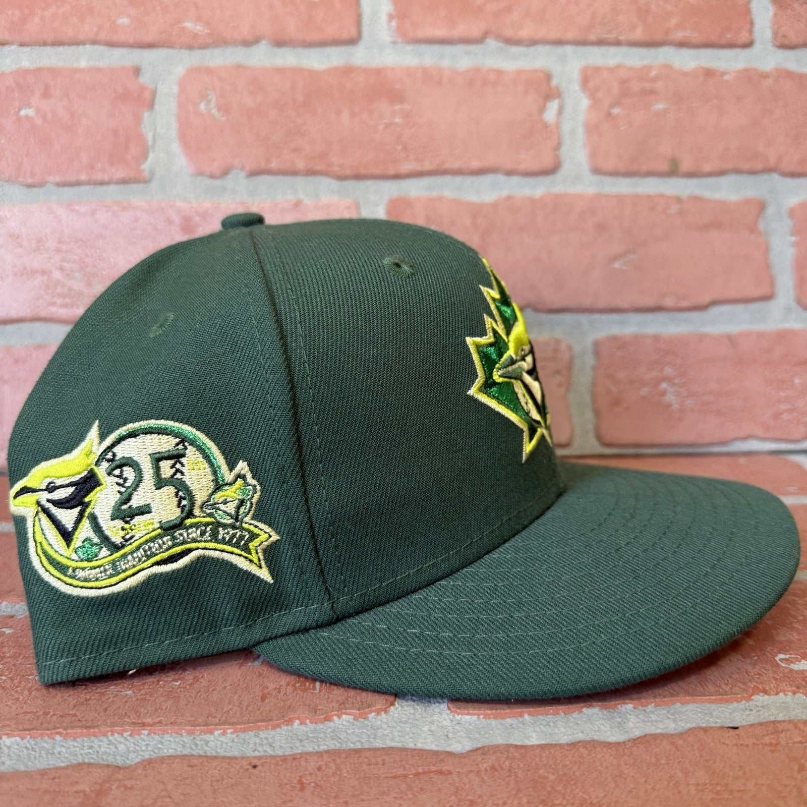 NEW ERA TORONTO BLUE JAYS GREEN CROCODILE PACK FITTED BASEBALL HAT YELLOW SZ 7 Yesterday's Fits Clothing Fashion Vintage Streetwear Fashion Item