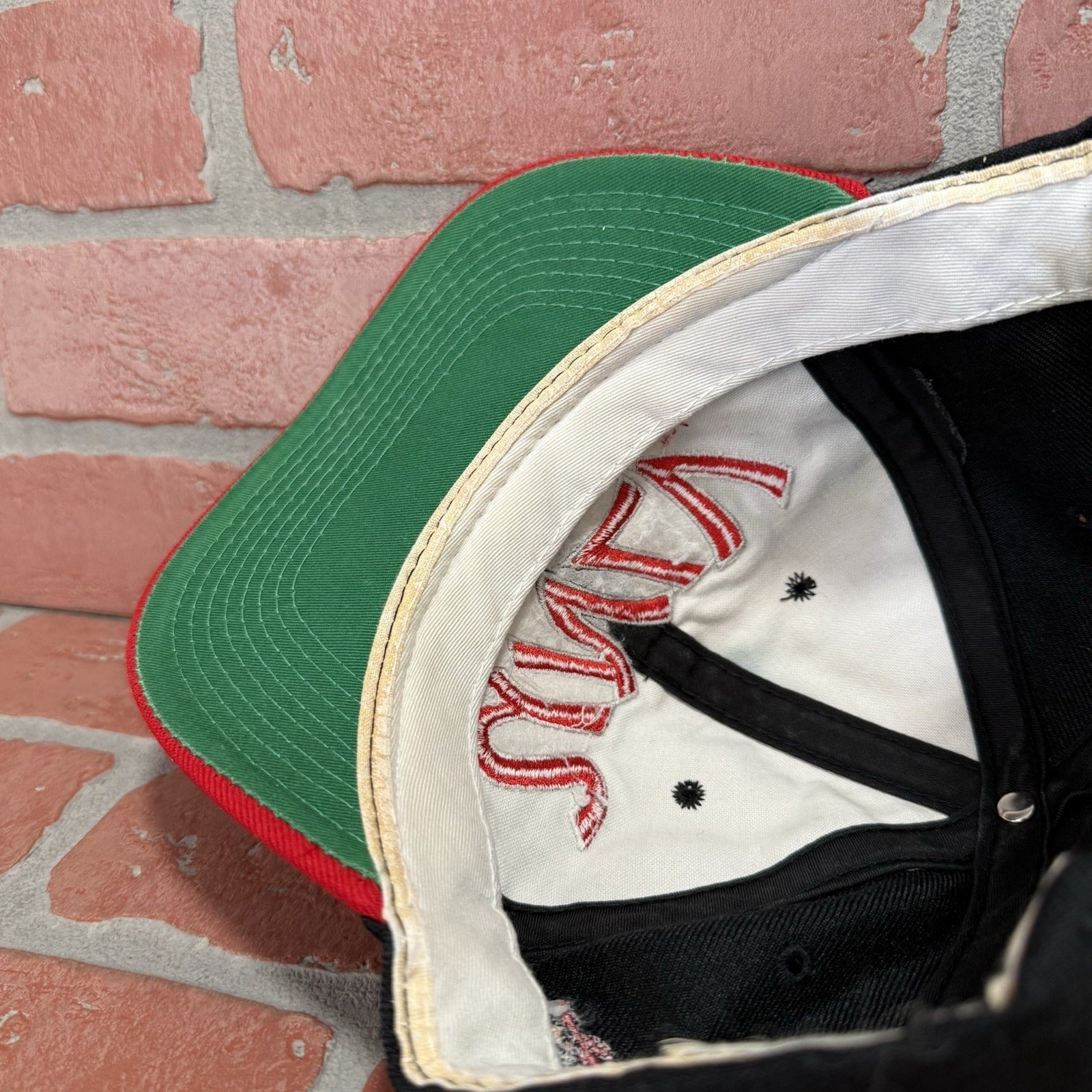VTG SPORTS SPECIALTIES UNLV RUNNIN REBELS SCRIPT SNAPBACK RED BLACK DOME ADJUST Yesterday's Fits Clothing Fashion Vintage Streetwear Fashion Item