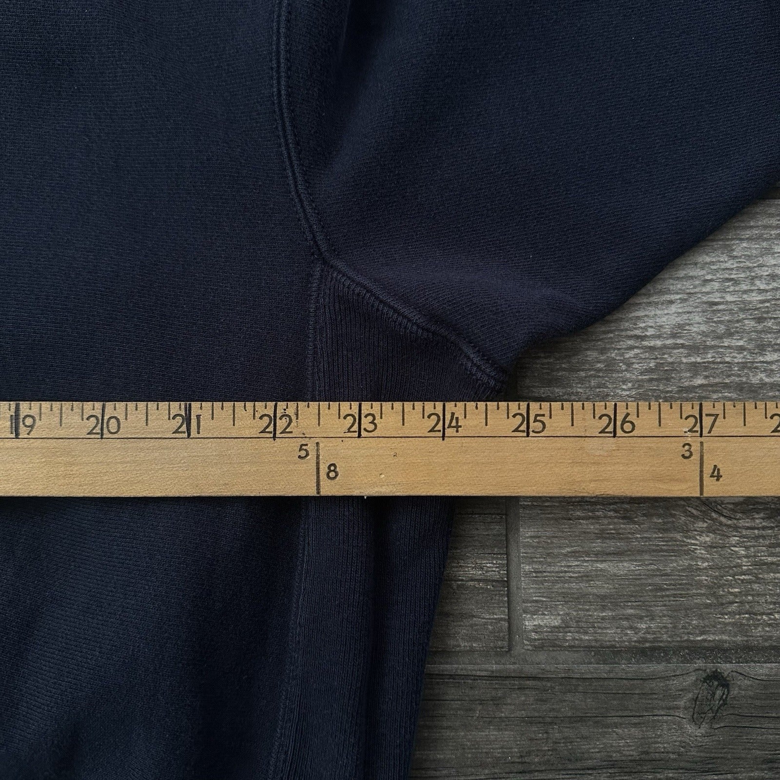 VTG 90'S CHAMPION REVERSE WEAVE NAVY BLUE PULLOVER HOODIE SWEATSHIRT SZ L HEAVY Yesterday's Fits Clothing Fashion Vintage Streetwear Fashion Item