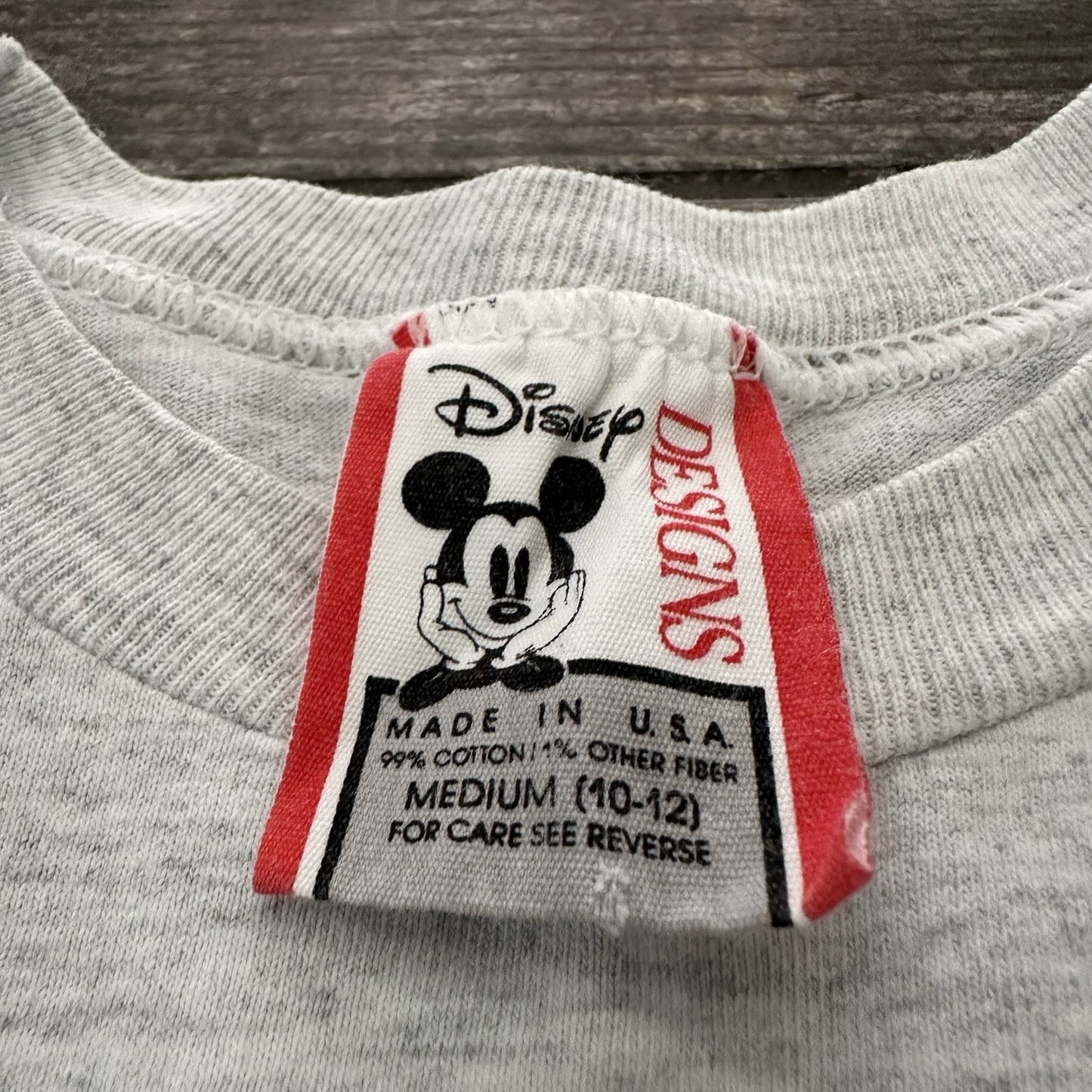VTG DISNEY MICKEY MOUSE GREY GRAPHIC T-SHIRT USA MADE DISNEYLAND YOUTH M 10-12 Yesterday's Fits Clothing Fashion Vintage Streetwear Fashion Item