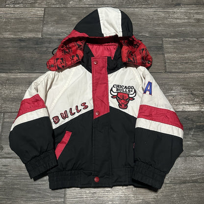 VTG PRO PLAYER CHICAGO BULLS GRAFFITI KIDS PUFFER JACKET BASKETBALL SZ S RED Yesterday's Fits Clothing Fashion Vintage Streetwear Fashion Item