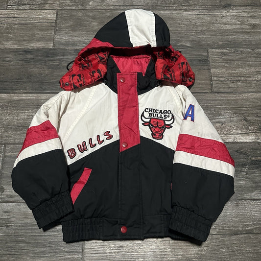 VTG PRO PLAYER CHICAGO BULLS GRAFFITI KIDS PUFFER JACKET BASKETBALL SZ S RED Yesterday's Fits Clothing Fashion Vintage Streetwear Fashion Item