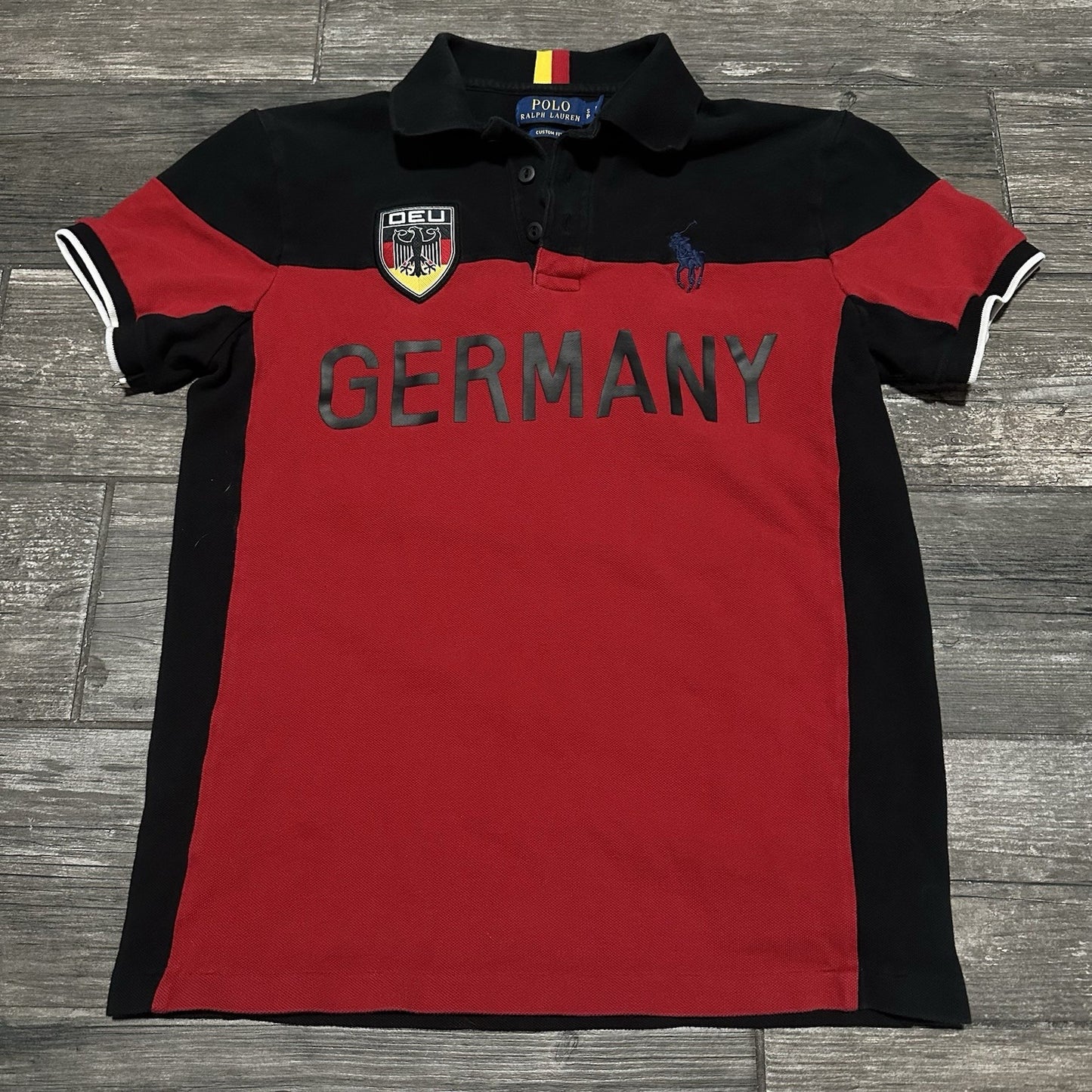 POLO RALPH LAUREN GERMANY BIG PONY RED BLACK SHIRT COLLARD SHIRT SZ S Yesterday's Fits Clothing Fashion Vintage Streetwear Fashion Item
