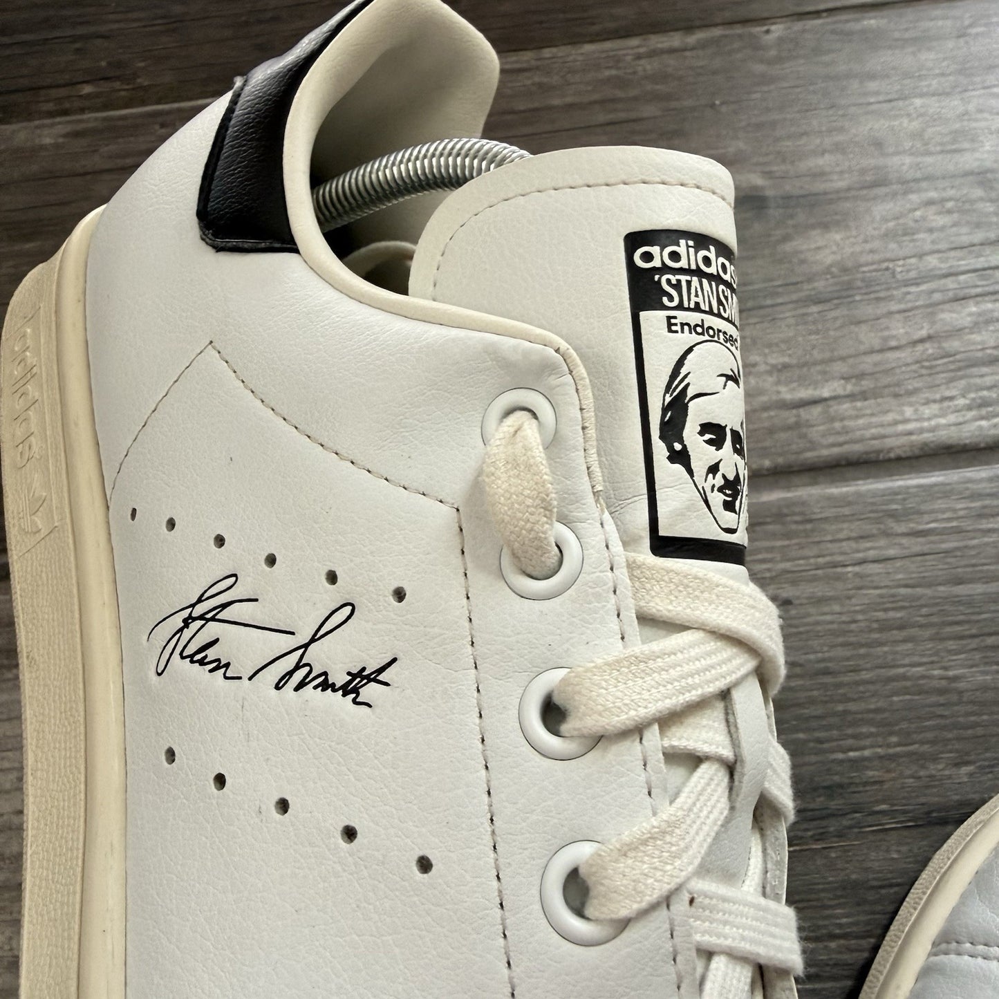 ADIDAS STAN SMITH DISNEY KERMIT THE FROG WHITE SNEAKERS GX9513 SZ 10 NO BOX Yesterday's Fits Clothing Fashion Vintage Streetwear Fashion Item