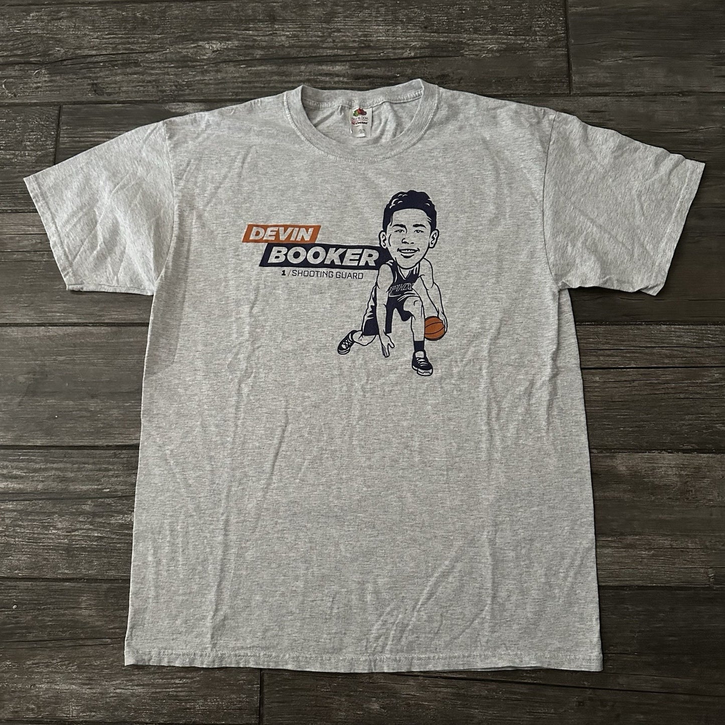 PHOENIX SUNS DEVIN BOOKER #1 SHOOTING GAURD GREY BASKETBALL T-SHIRT SZ L PROMO Yesterday's Fits Clothing Fashion Vintage Streetwear Fashion Item